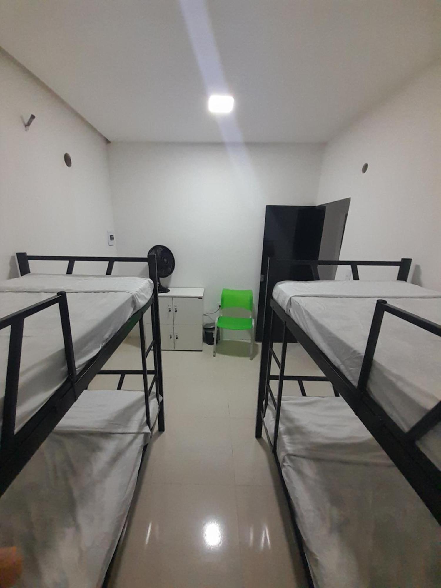 Hostel E Pousada Гараньюнс Экстерьер фото